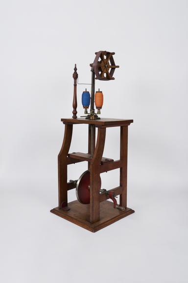 Model of silk doubling machine