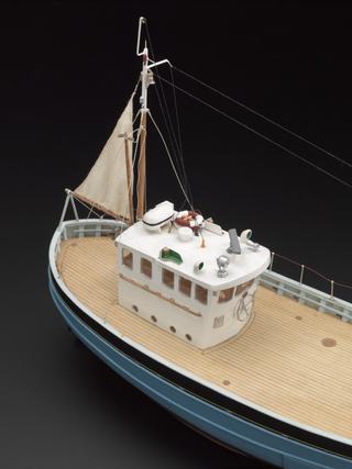 Model of Devon Crabber boat 'Excel'