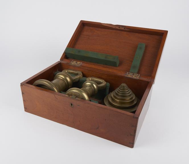 Set of bankers' weights 8 13 in set) made by Messrs