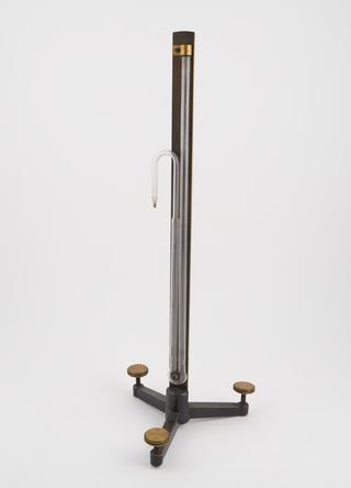 Capillary electrometer after Lippmann with components