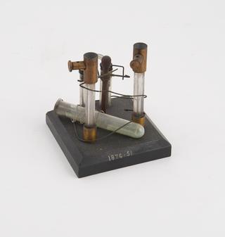 Capillary electrometer after Lippmann with components