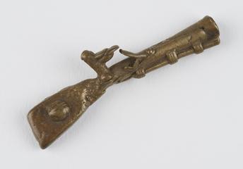 Ashanti weight  in the form of a musket