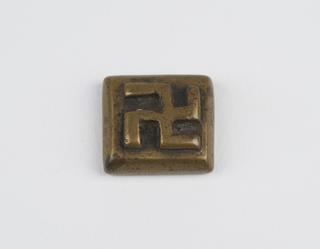 Ashanti brass weight with swastika decoration