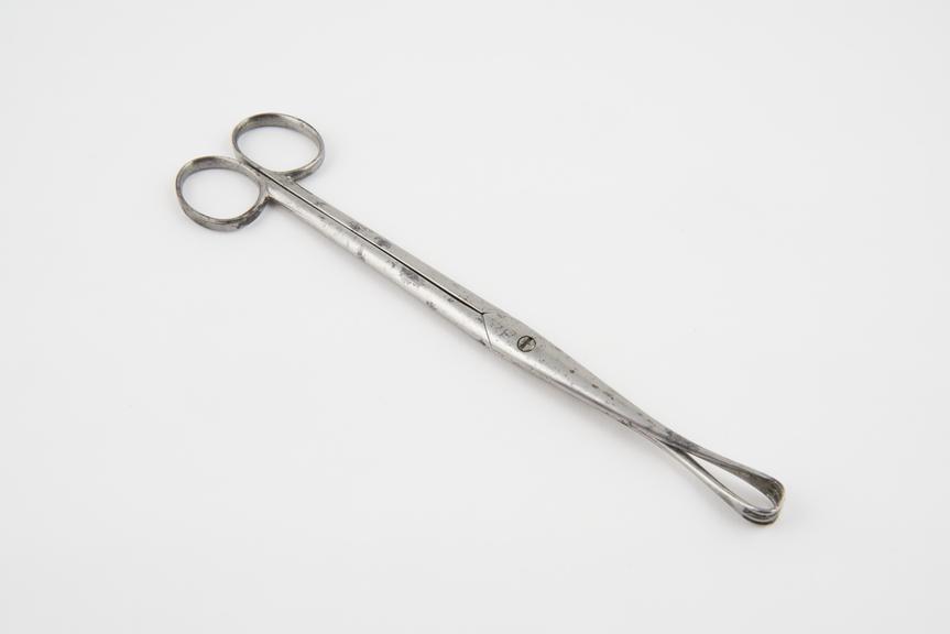 Haemorrhoidal forceps, vulsellum, steel, by Matthews, British