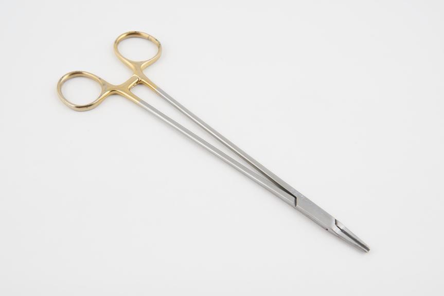 Steel needle holder with diamond tipped jaws and gold plated