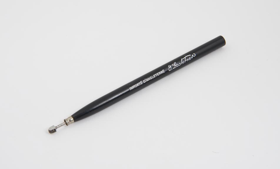 Wheel pen, 92, for extra broad lines