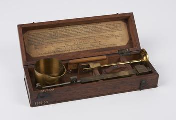 Case for chondrometer a steelyard balance for giving weight in grain in lbs per bushel; by Berge