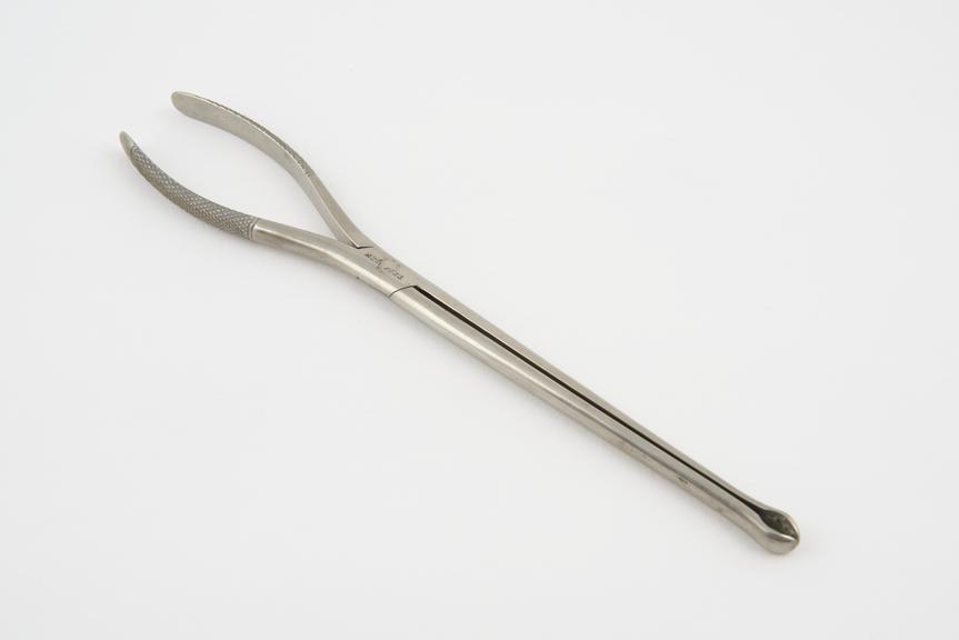 Bullet forceps by Ferguson of London, 1822 to 1869