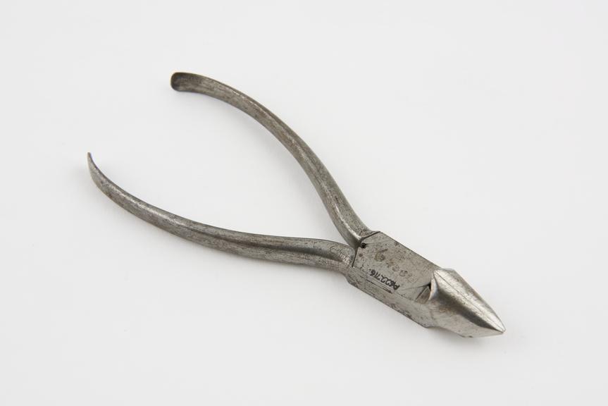 Bone forceps, steel, 1750-1850