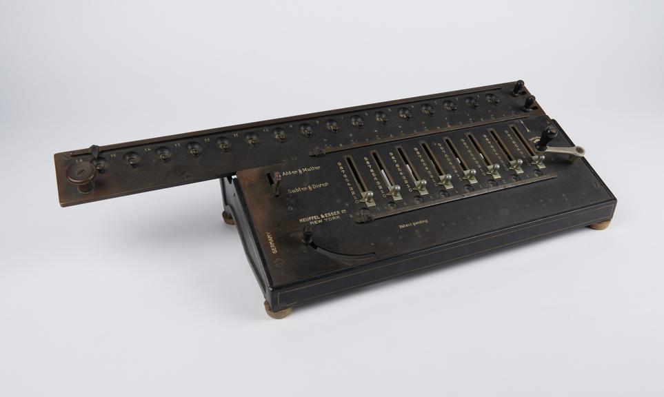 Peerless calculating machine, eight figures