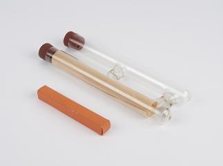 Seawater salinity determining apparatus, one of two sets