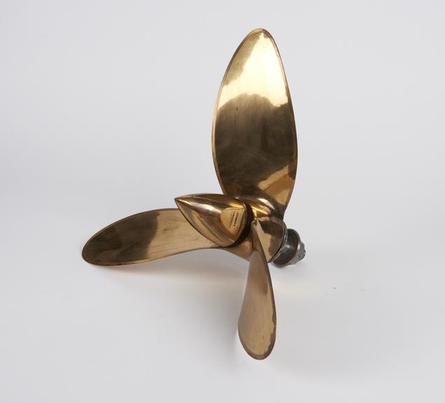 An example in bronze of a 3 bladed screw as fitted in