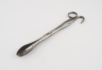 Straight lithotomy forceps with bilateral scoop ends