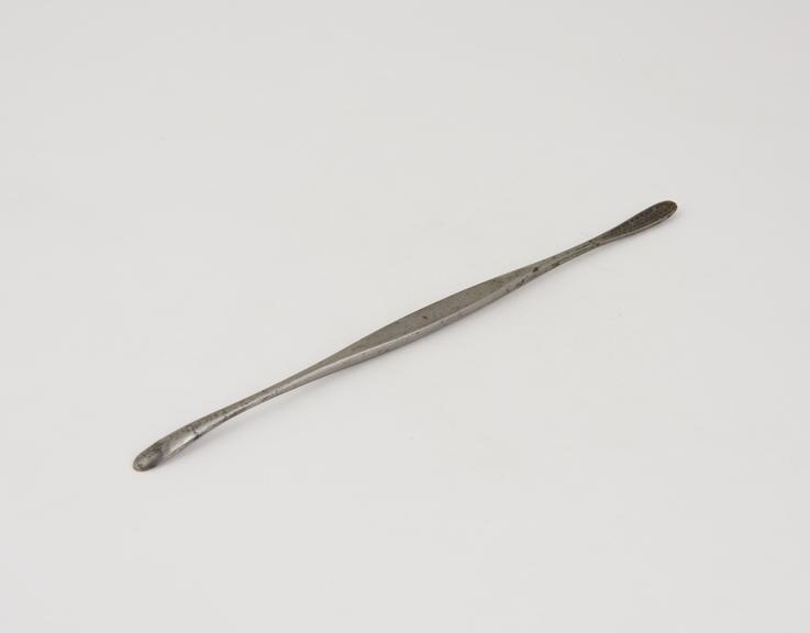 Lithotomy scoop, double-headed, steel, by Benton