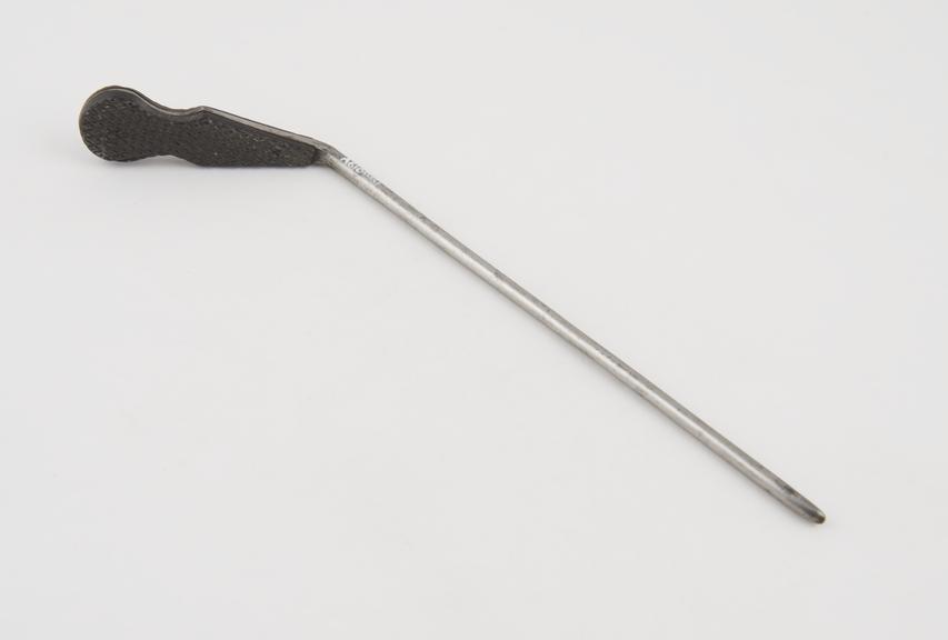 Female lithotomy staff with straight shank