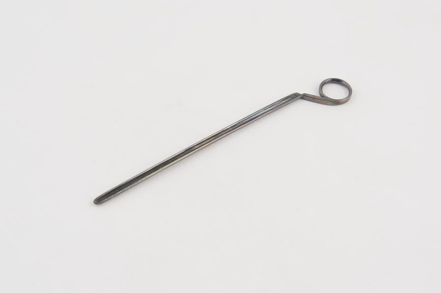 Small lithotomy director or scoop, with off-set ring handle