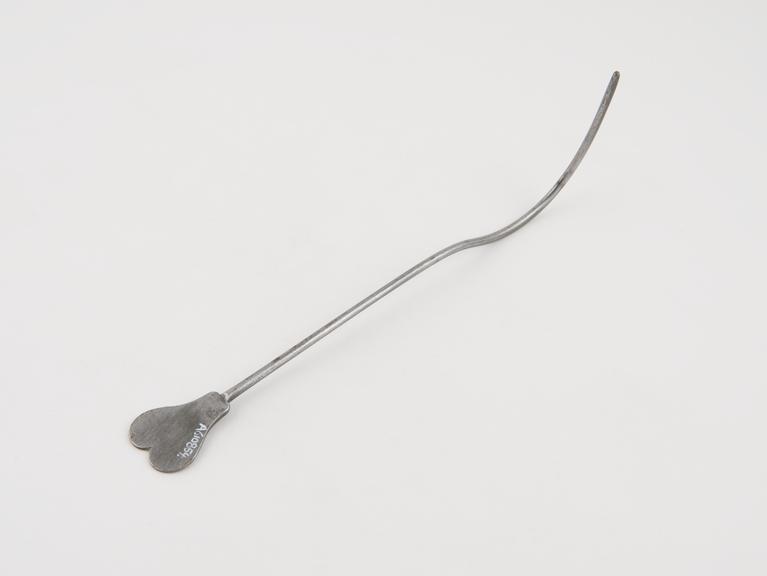 Lithotomy staff, with hooped curve