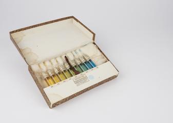 Box containing comparator tubes for comparing pH of bromocresol green