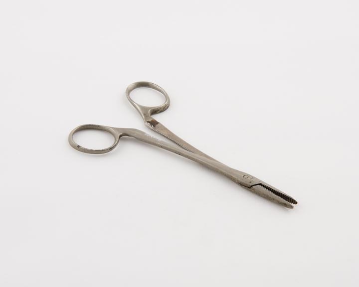 Spencer Wells artery forceps, screw-joint, plated steel