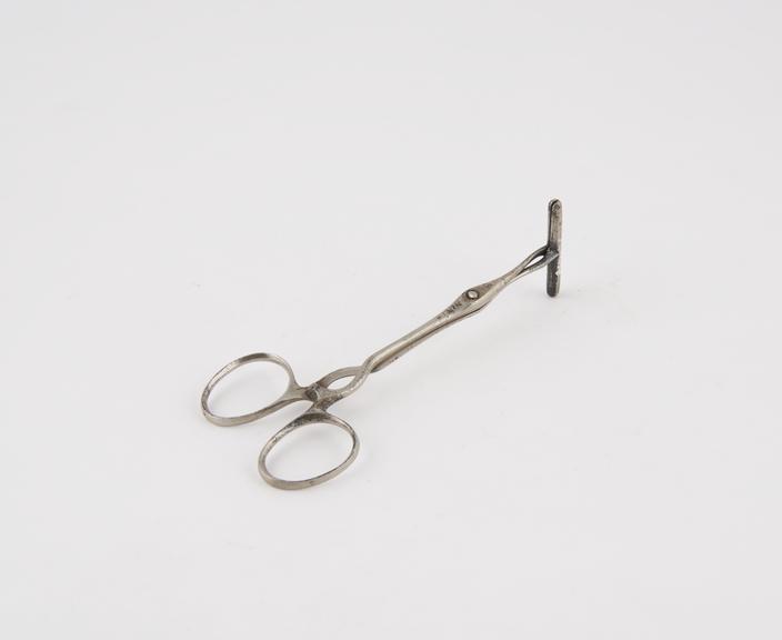 Artery forceps, steel, T-shaped head, possibly British