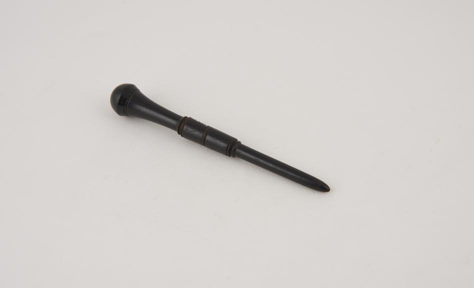 Trocar, steel, with ebony case, cannula missing