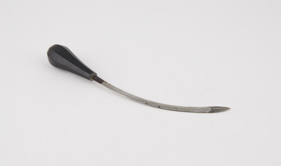 Flat curved trocar | Science Museum Group Collection