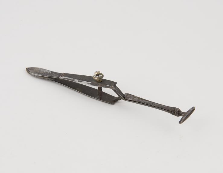 Ovariotomy compression forceps(?), steel, 19th century