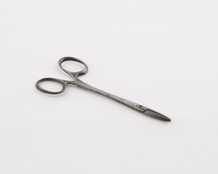 Spencer Wells artery forceps, screw-joint, plated steel