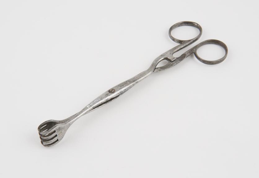 Vulsellum forceps for haemorrhoids, steel, by Evans and Co