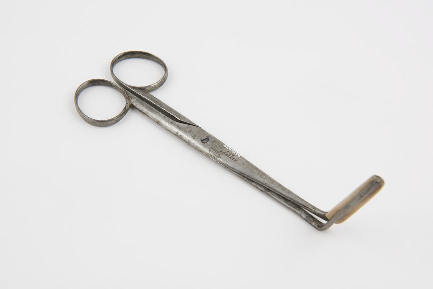 Hare lip forceps, angled blades, steel, by Savigny and Co