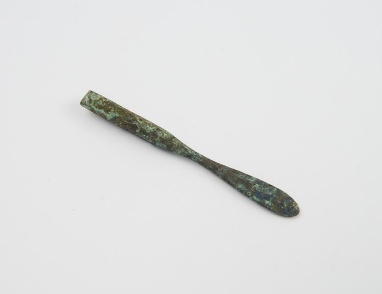 Knife(?), bronze handle with spatulate end only, Roman(?)