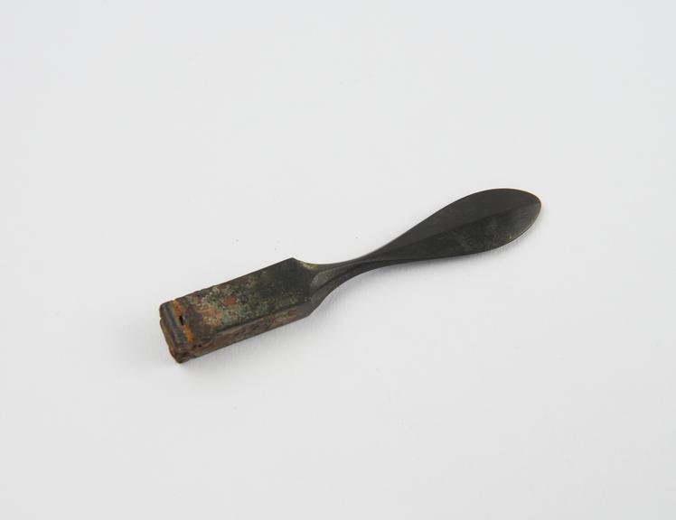 Knife, spatulate bronze handle only | Science Museum Group Collection