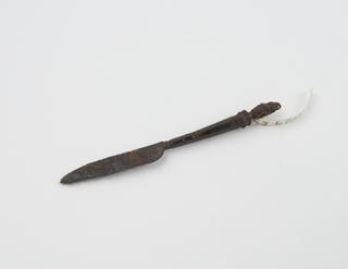 Knife, small, iron