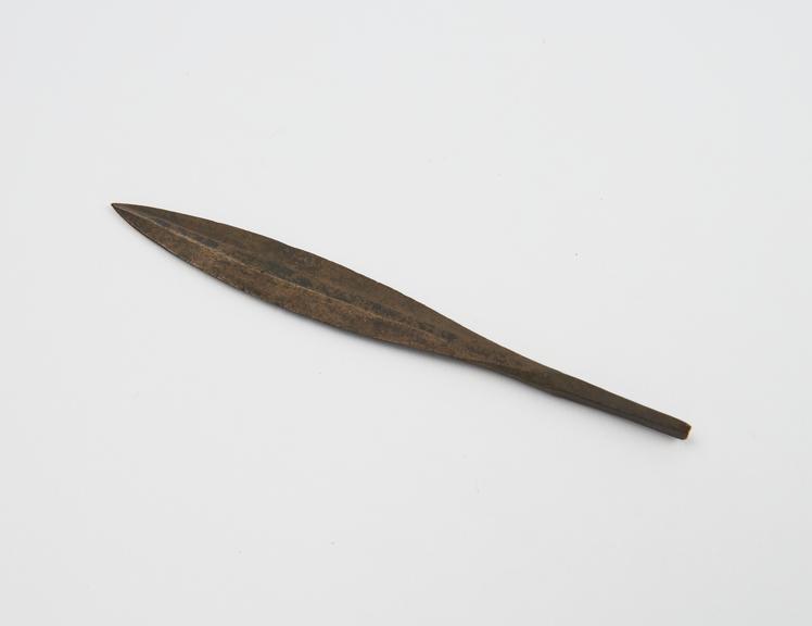 Knife blade or arrowhead or spear head, bronze