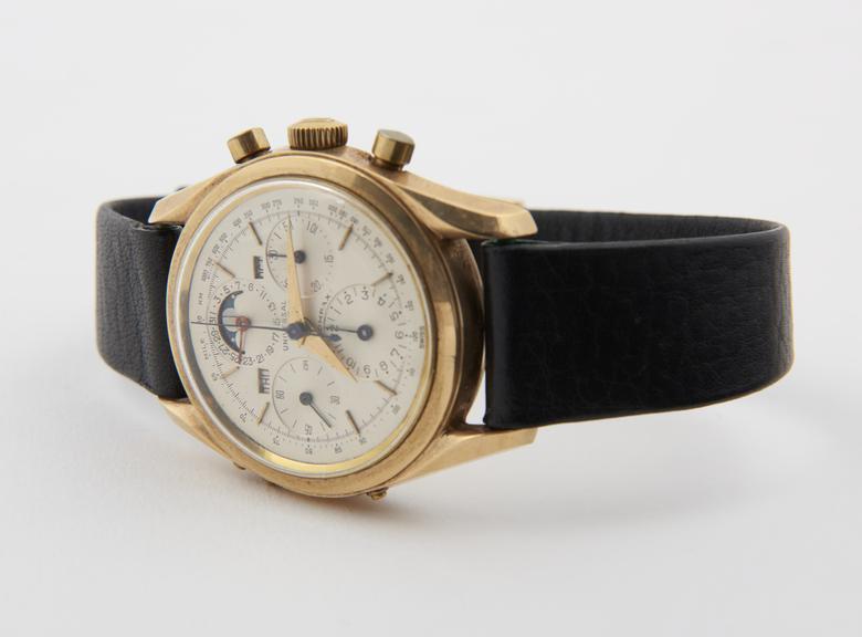 'Tri-Compax' calendar chronograph wristwatch in gold case