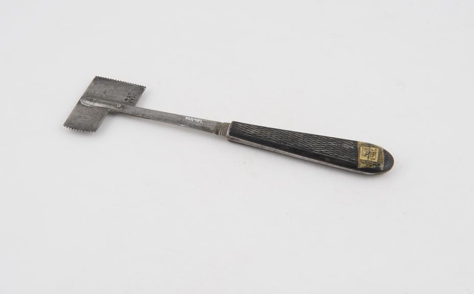 Skull saw, steel and ebony, Hey's double edged by William Smith