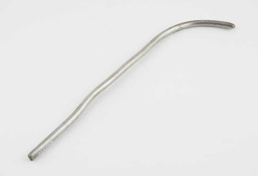 Cylindrical bladder sound, with long proximal curve, gauge 12