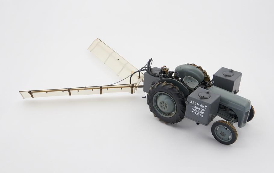 Model, scale 1:12, of a tractor