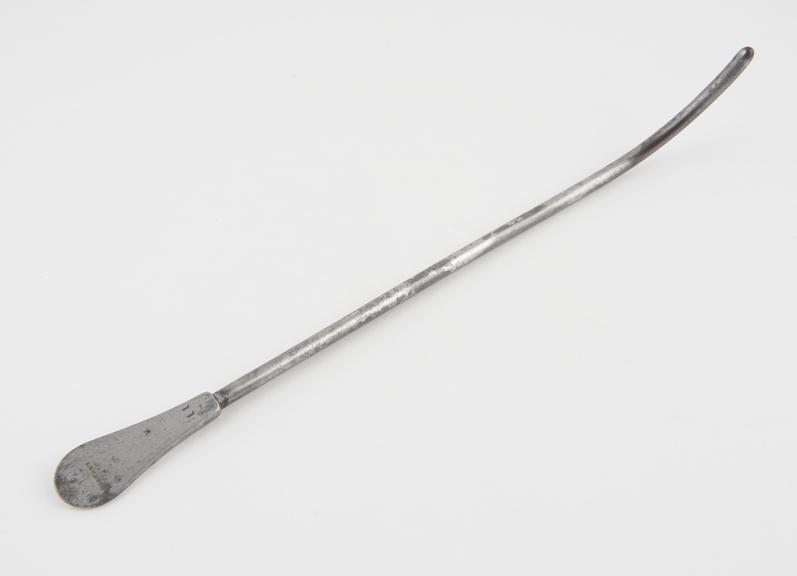 Urethral sound with proximal curve and metal handle, gauge 11