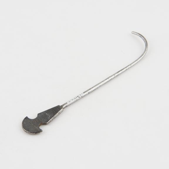 Urethral sound for a child or baby with proximal curve and flat