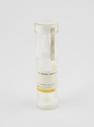 Labelled dummy sample of methyl methacrylate monomer compound