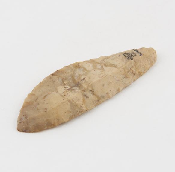 Knife blade, light brown flint, Solutreau