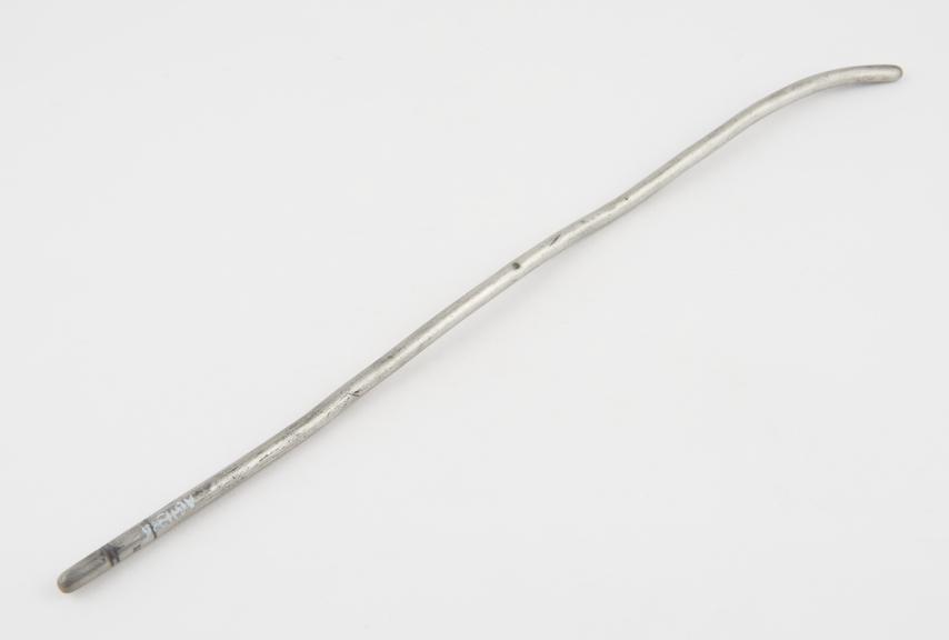 Cylindrical urethral sound, with slight proximal curve