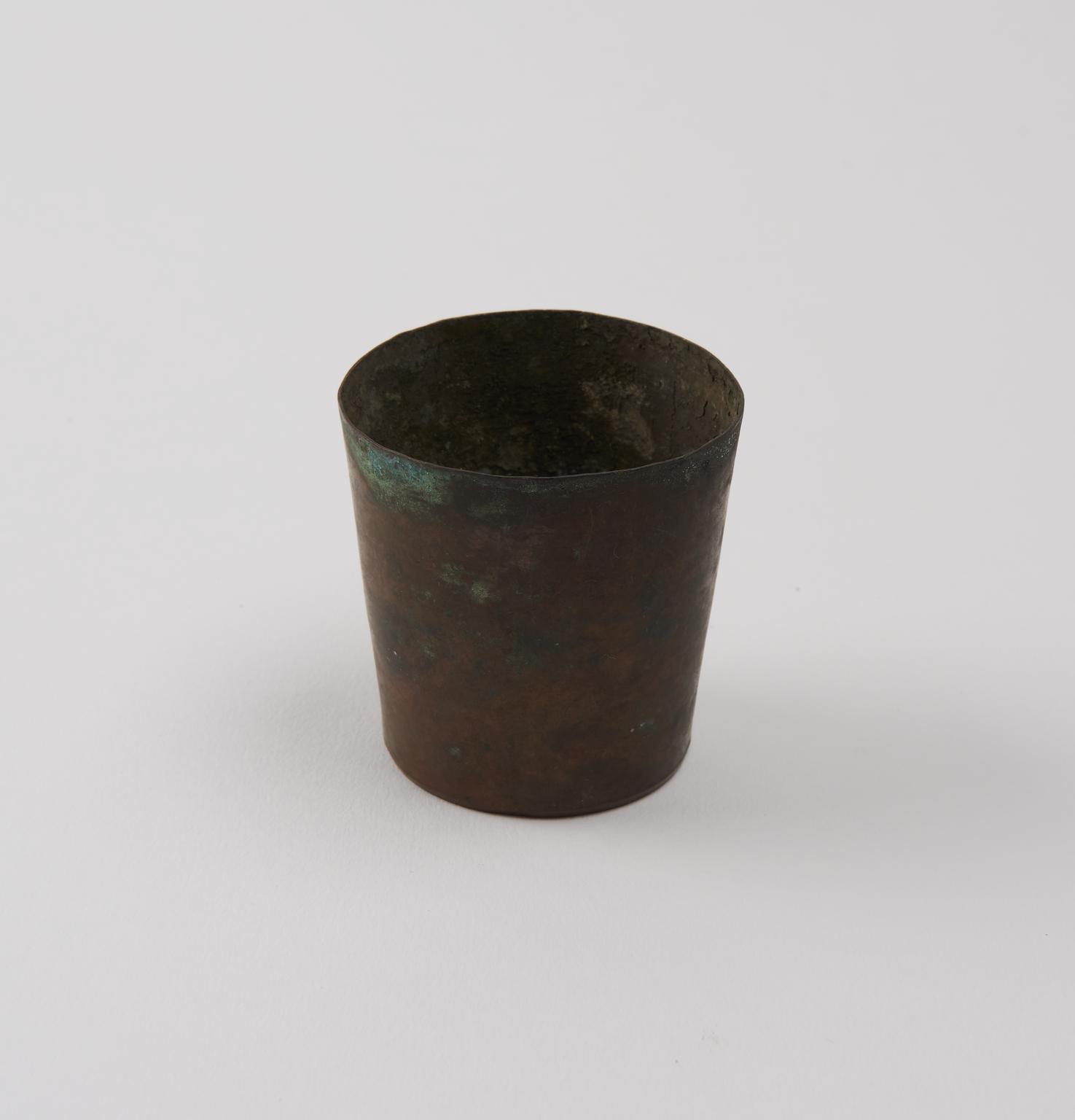Small bronze pot, date and provenance unknown | Science Museum Group ...