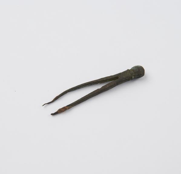 Depilatory forceps, bronze, Schleicher collection, Roman (?)