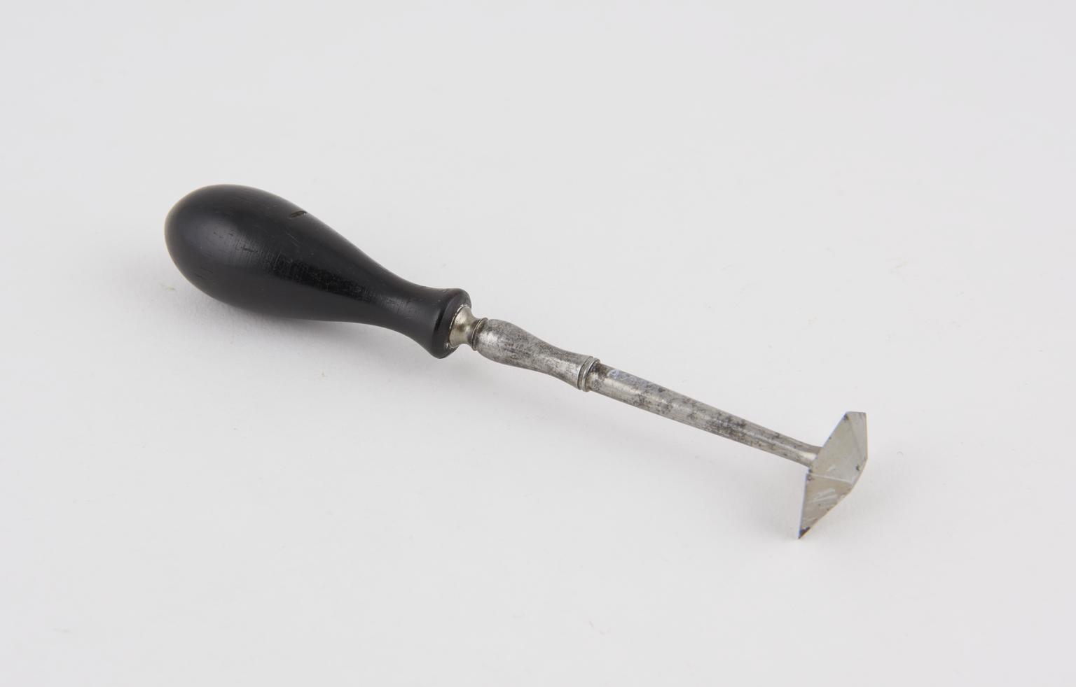 Surgical Rugines Rugine, steel and ebony | Science Museum Group Collection