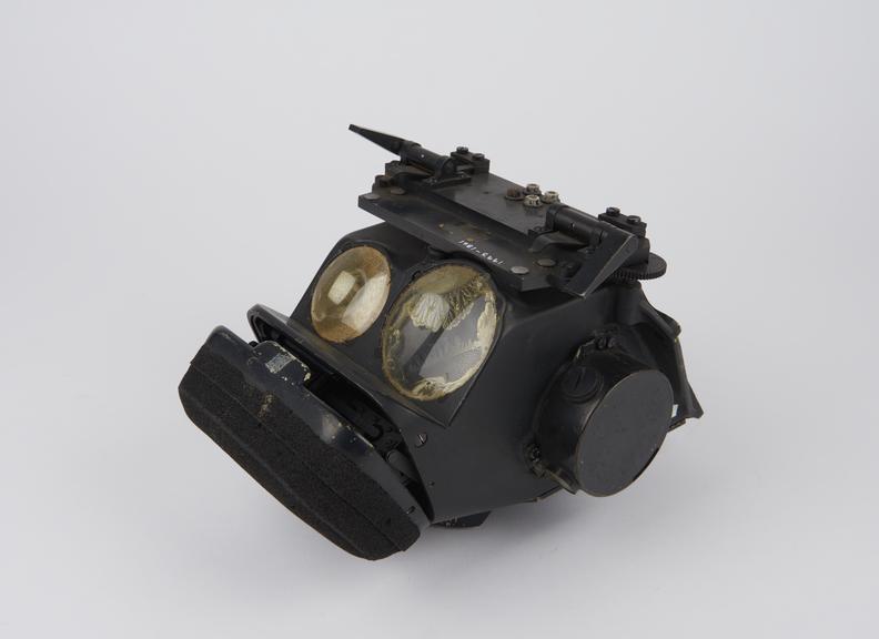 Gyro gun sight, Type G (fighter), body and lamp housing