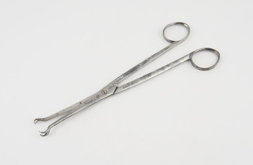 Uterine forceps, vulsellum, steel, by W. B