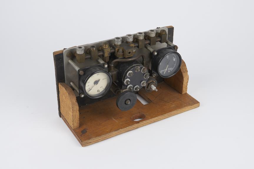 Prototype oxygen regulator, Mk X.