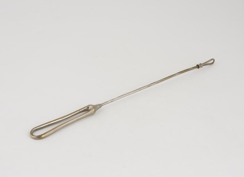 Sponge holder, steel, nickel-plated, by Maw of London, 1870-1901